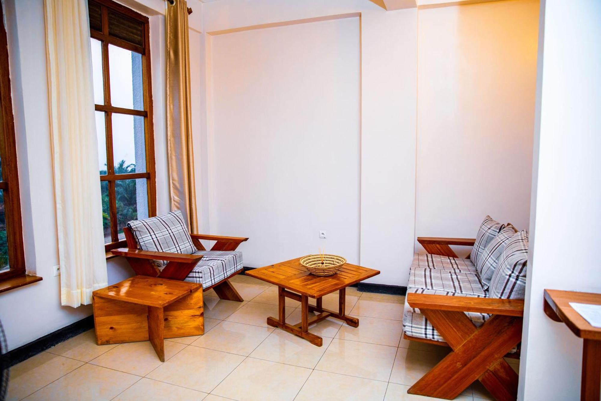 Kivu Hilltop View Resort Gisenyi Dış mekan fotoğraf